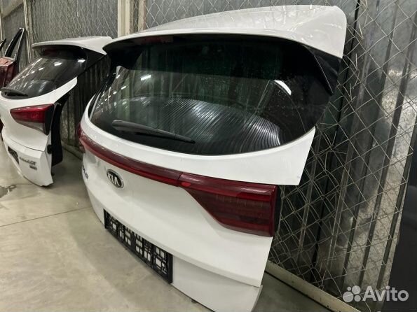 Дверь багажника Kia Sportage lV