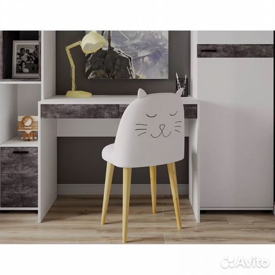 Стол письменный с ящиками новый