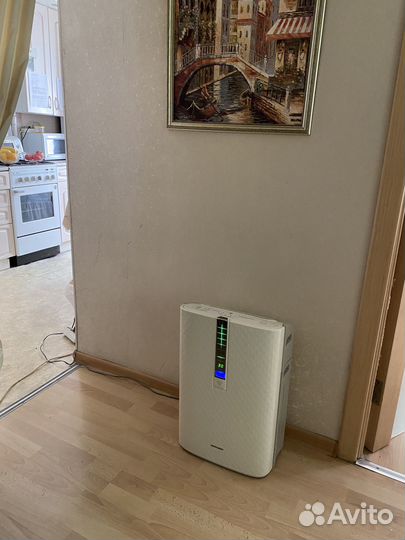 Очиститель-кондиционер воздуха Sharp KC-850E W