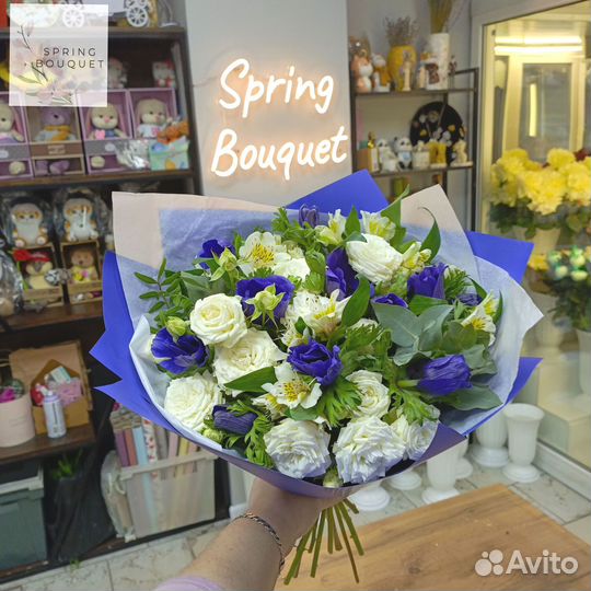 Букет из цветов на 8 марта