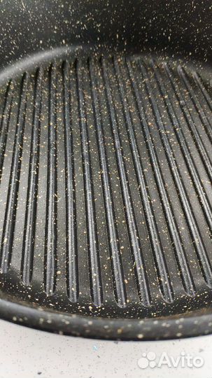 Сковорода гриль 28см