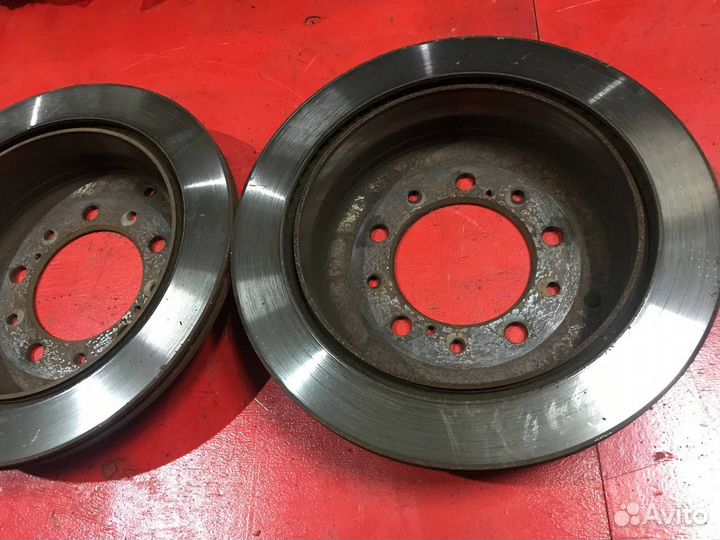 Диски тормозные задние Toyota Land Cruiser 200