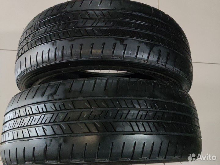 Bridgestone Dueler H/T 215/60 R17 96H