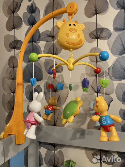 Мобиль жирафики