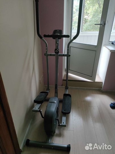 Эллиптический тренажер torneo