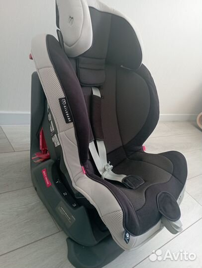 Детское автокресло Ailebebe Carmate Swing Moon Pre