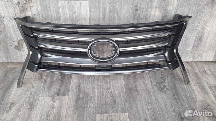 Решетка радиатора №32 lexus LX 3 2017