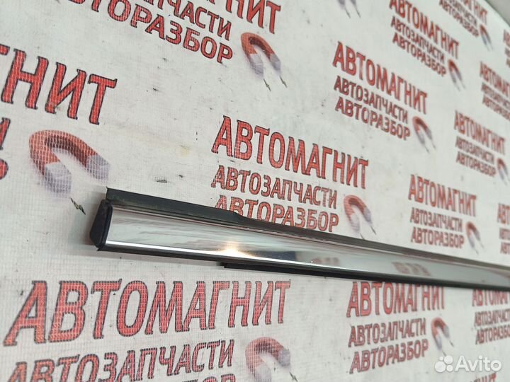 Молдинг двери задней левой Джак Дже 7 Джаг Дже 7