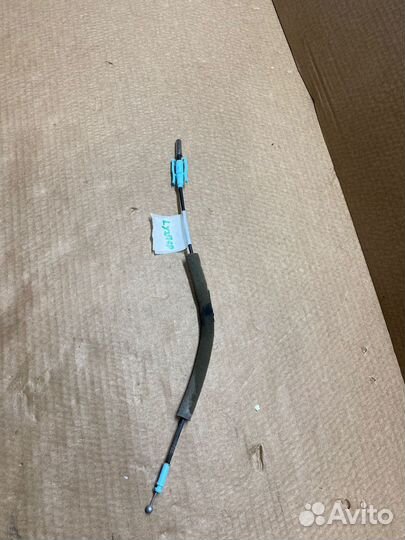 Нижний тросик замка передней двери LX 450