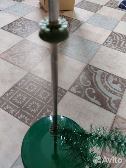 Елка искусственная