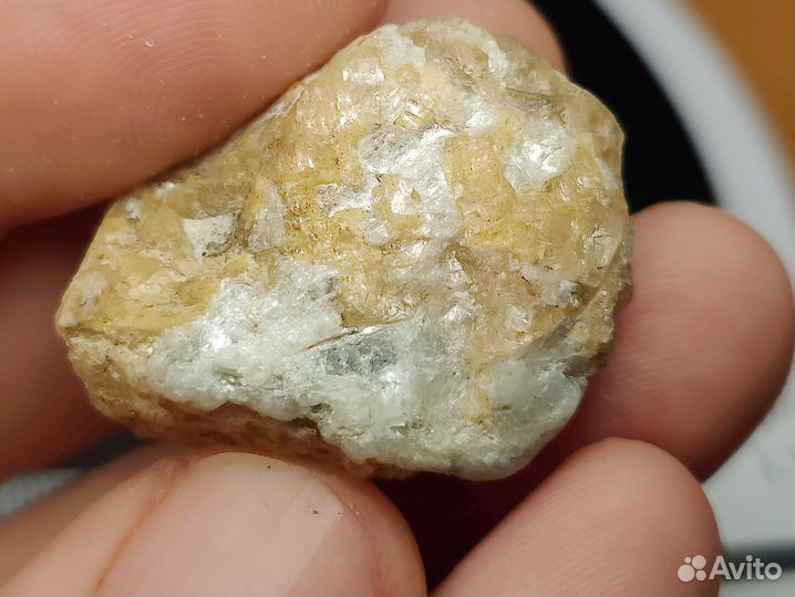 Редкий минерал Брейнерит