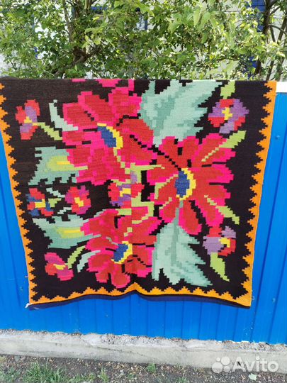 Палас шерстяной ковёр