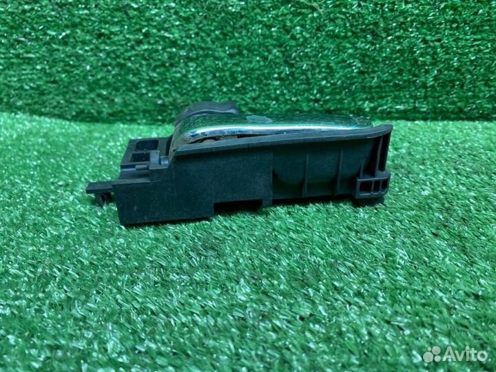 Ручка внутренняя задняя левая Geely Mk