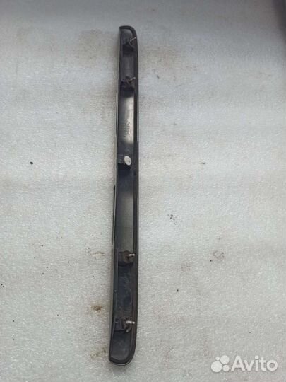 Накладка на крышку багажника Lexus es300