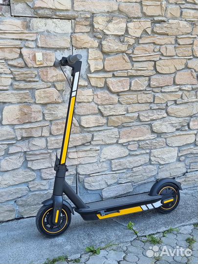 Электросамокат ninebot max g30p