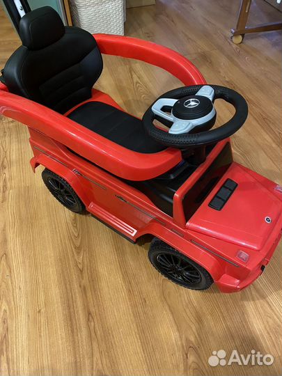 Машина толокар с ручкой