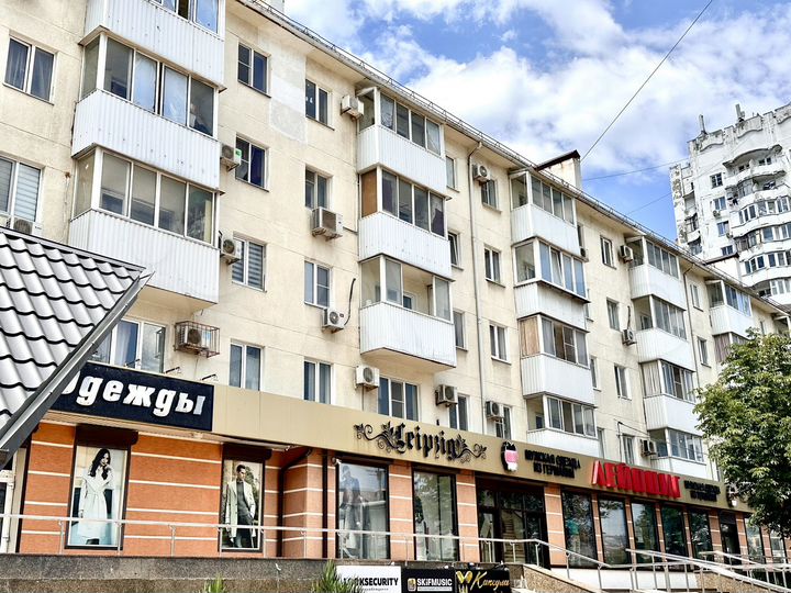 3-к. квартира, 57 м², 3/5 эт.