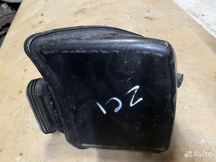 Резонатор воздушного фильтра Opel Zafira C