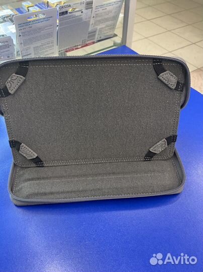 Чехлы для планшетов 7