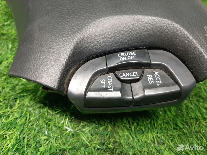 В наличии: Подушка безопасности Nissan Altima 3