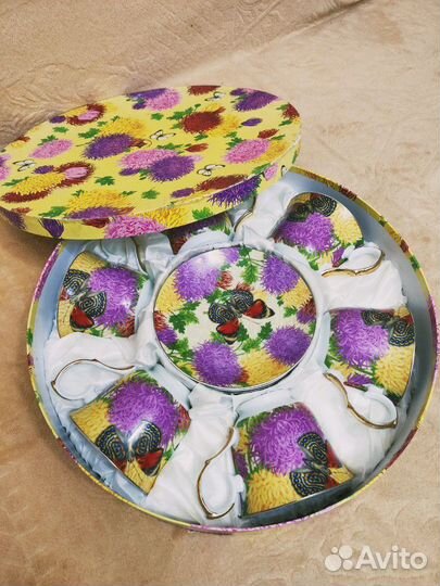 Чайный сервиз на 6 персон