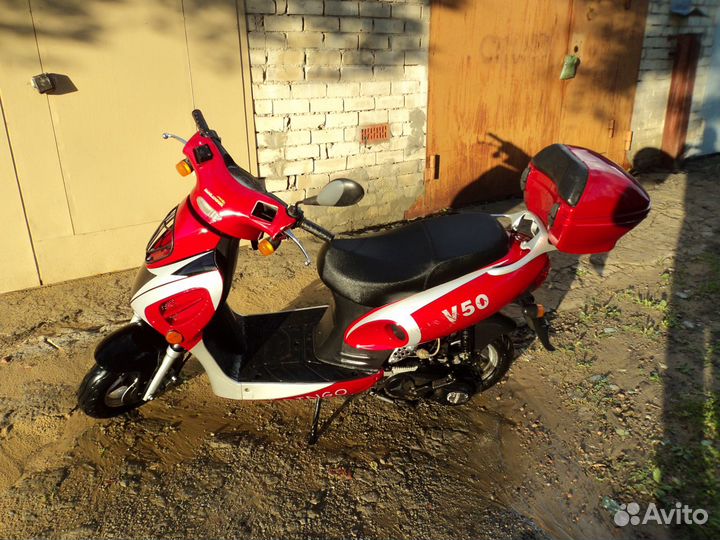 Скутор Ирбис V 50