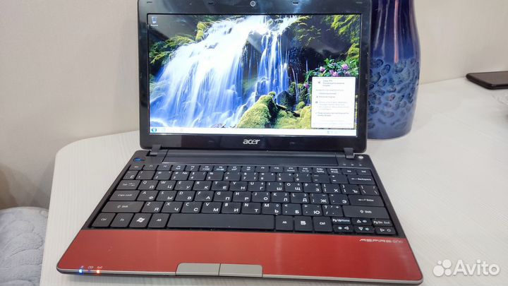 Продам нетбук Acer Aspire One 721 торг