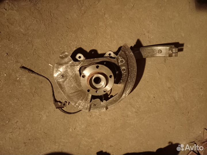 Поворотный кулак