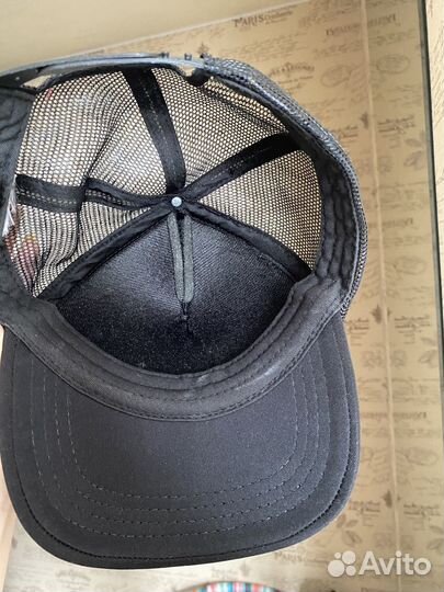 Кепка летняя Guess