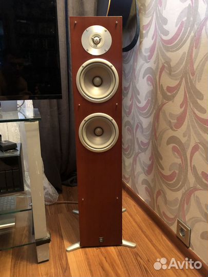 Продам напольную акустику Yamaha NS-515F. Пара