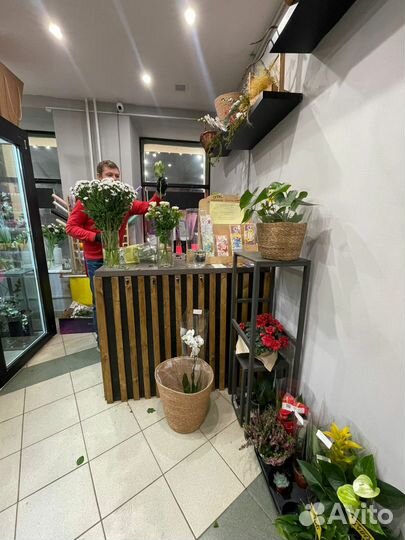 Продам готовый бизнес магазин цветов