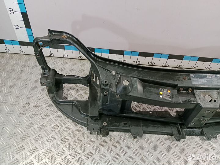 Б/У Панель передняя Vivaro