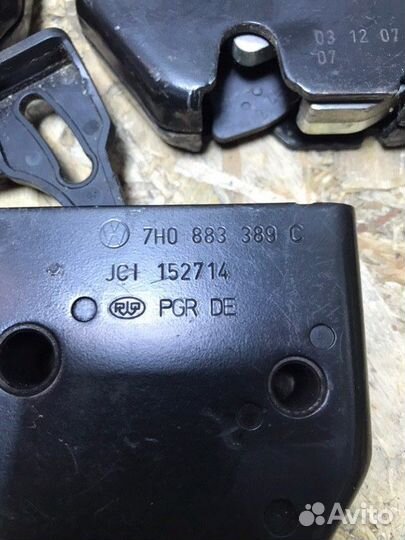 Замок сиденья Volkswagen Transporter T5 caravelle