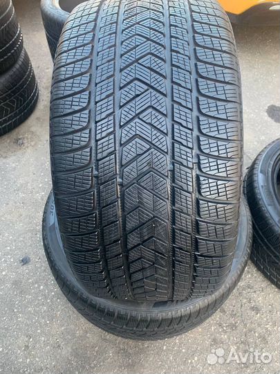 Pirelli Scorpion Winter 275/40 R21 и 305/35 R21 107V