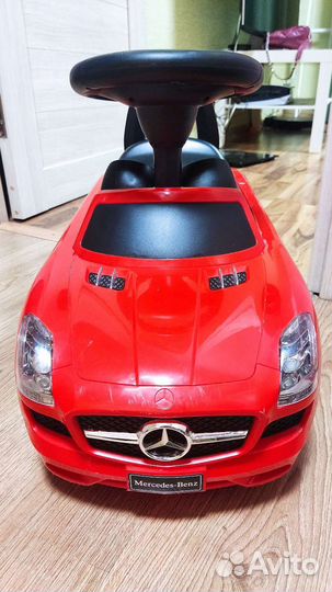 Машинка mercedes-Benz