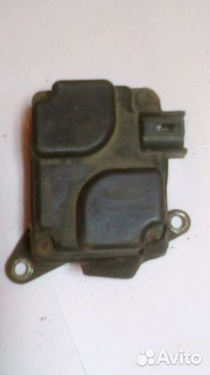 Моторчик привода заслонок б/у для Ford Focus I 199
