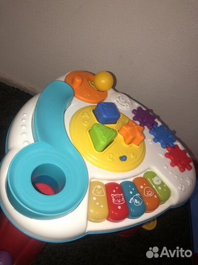 Развивающий музыкальный столик