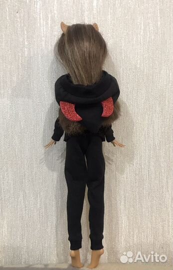 Кукла Монстр хай Клодин Вульф