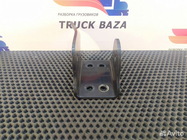 81417202783 Кронштейн торсиона кабины левый