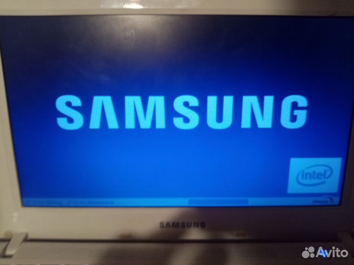 Нетбук Samsung nf 110