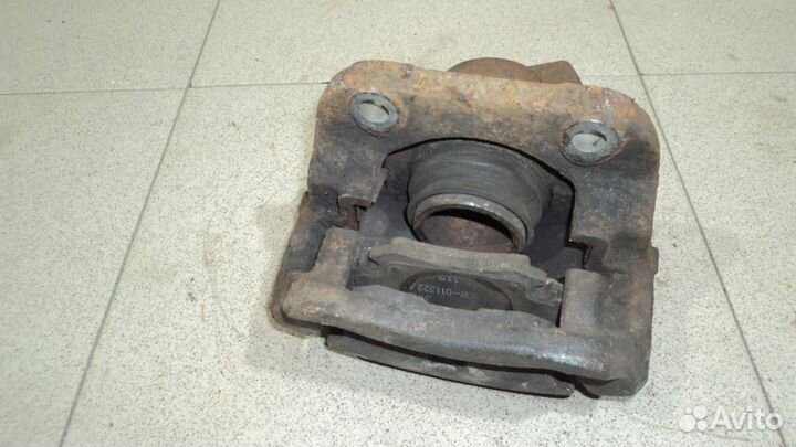 Суппорт передний правый Renault Sandero 1