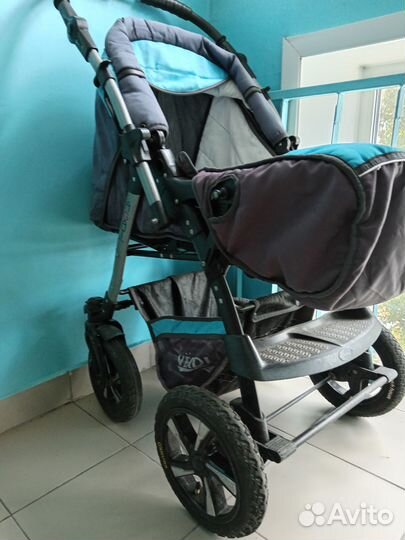 Продам коляску 3 в 1