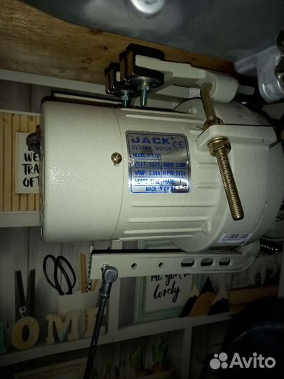 Промышленная швейная машина brother