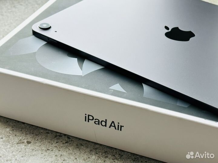 Идеальный Apple iPad Air 5 2022 M1 64Gb Серый