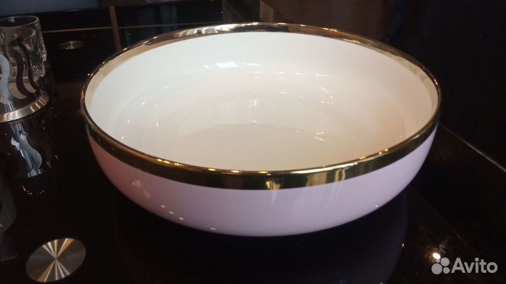 Блюдо и Посуда из пластика