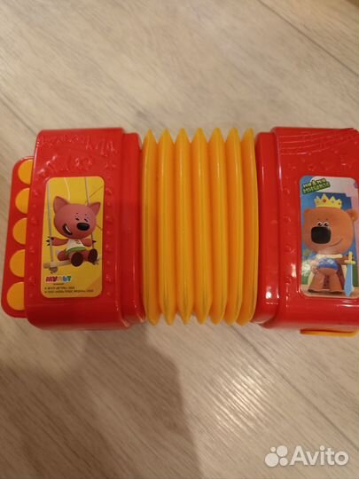 Гармошка музыкальная