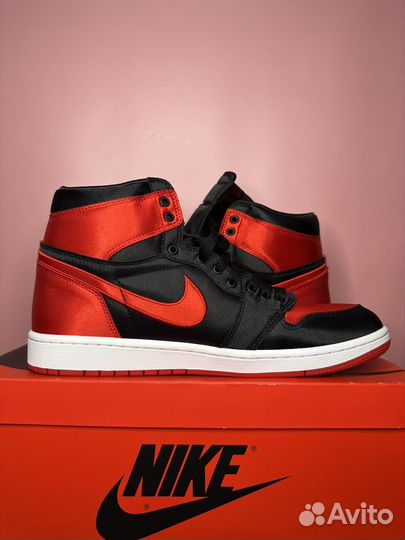 Jordan 1 Retro High OG Satin Bred (Women's) 44.5eu