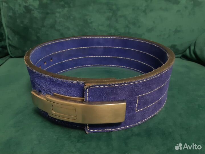 Пояс тяжелоатлетический с карабином