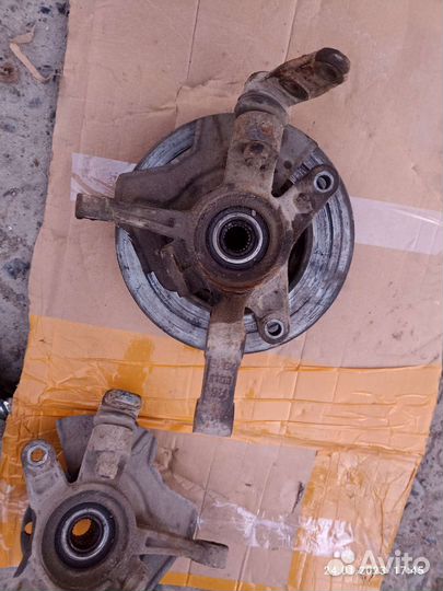 Кулак поворотный Chevrolet Aveo T200