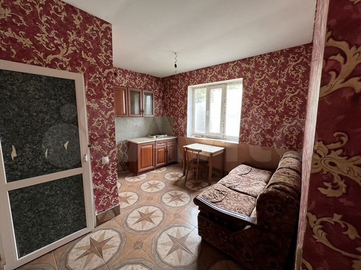 2-к. квартира, 80 м², 1/1 эт.